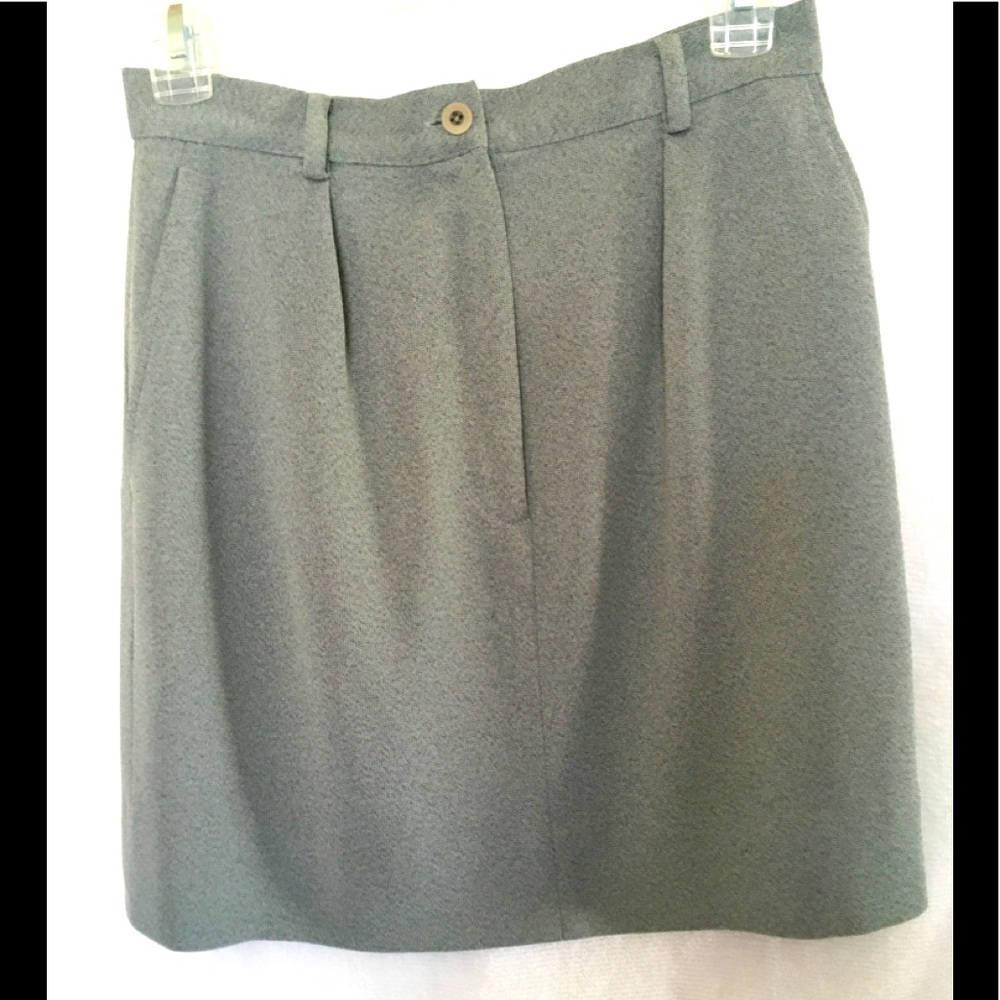 Jones New York short suit skirt